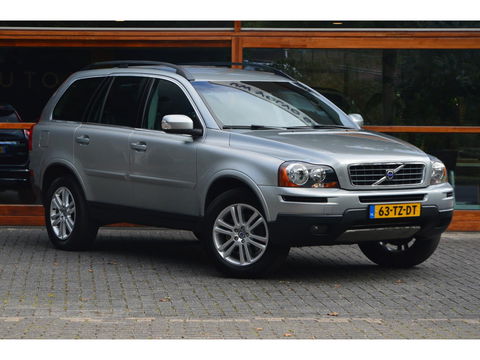 Volvo XC90 3.2 | Stoelverwarming | Achteruitrij Camera | High performance audio | Cruise Control |
