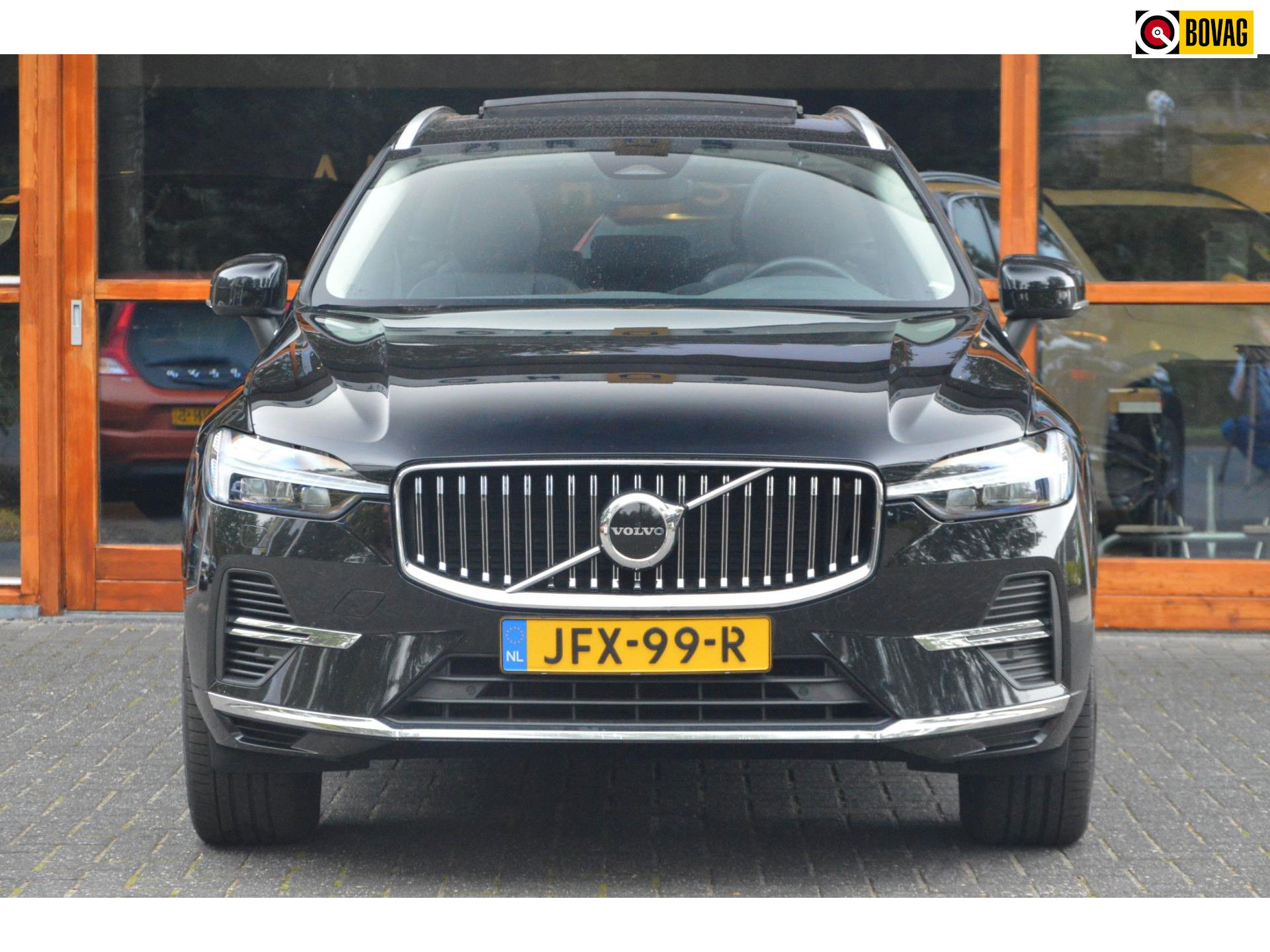 Volvo XC60 T6 Hybride AWD Inscription Long-Range | Pilot-assist | Panoramadak | Harman/Kardon | Camera | Stoel + Stuur verwarmd |