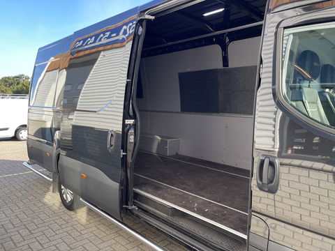 Iveco Daily 35S21H 3.0L Himatic automaat 410 L4H2 / vaste prijs rijklaar € 32.950 ex btw / lease vanaf € 538 / euro 6 diesel / bpm vrij / airco / cruise / camera / laadruimte 475 cm lang !