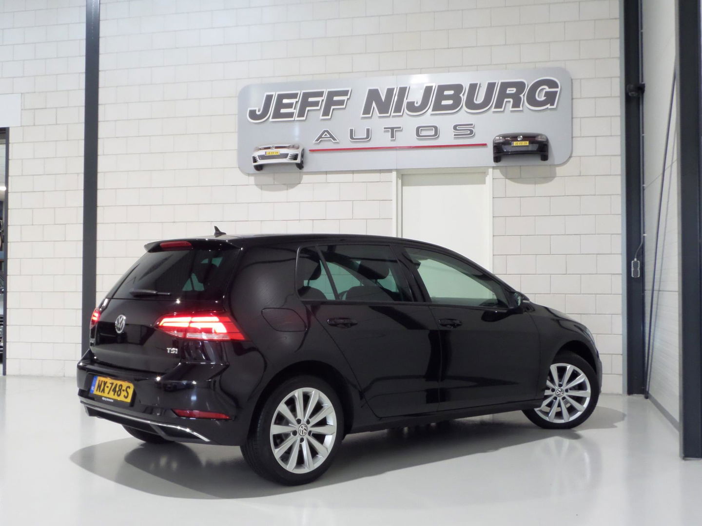 Volkswagen Golf 1.0 TSI DSG Comfortline "Origineel NL!" Automaat! Apple-Carplay Navigatie Adaptive-cruise DAB+ Pakeersensoren