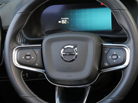 Volvo XC40 RECHARGE P8 AWD R-DESIGN/ PANORAMADAK/ LEER/ 360°CAMERA/ BLIS/