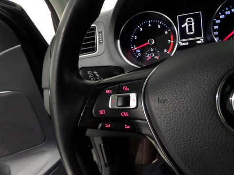 Volkswagen Polo 1.2 TSI Highline "Origineel NL!" 1e eigenaar! Bluetooth Parkeersensoren Cruise-control Climatronic 17"Velgen