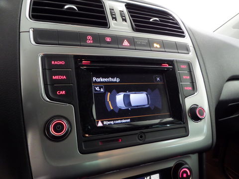 Volkswagen Polo 1.2 TSI Highline "Origineel NL!" 1e eigenaar! Bluetooth Parkeersensoren Cruise-control Climatronic 17"Velgen