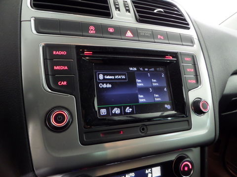 Volkswagen Polo 1.2 TSI Highline "Origineel NL!" 1e eigenaar! Bluetooth Parkeersensoren Cruise-control Climatronic 17"Velgen