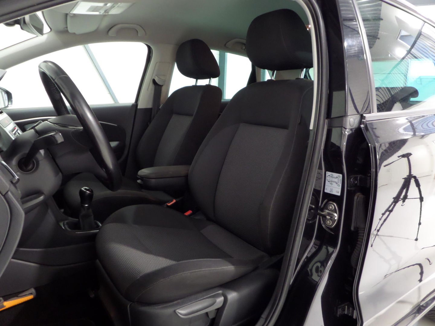Volkswagen Polo 1.2 TSI Highline "Origineel NL!" 1e eigenaar! Bluetooth Parkeersensoren Cruise-control Climatronic 17"Velgen
