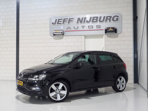 Volkswagen Polo 1.2 TSI Highline "Origineel NL!" 1e eigenaar! Bluetooth Parkeersensoren Cruise-control Climatronic 17"Velgen
