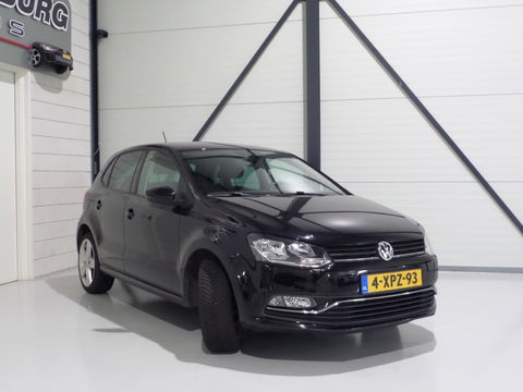 Volkswagen Polo 1.2 TSI Highline "Origineel NL!" 1e eigenaar! Bluetooth Parkeersensoren Cruise-control Climatronic 17"Velgen
