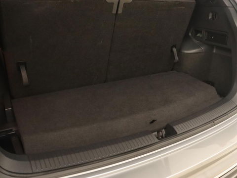 Volkswagen Tiguan Allspace 1.5 TSI R Line 7-persoons | Panoramadak | Trekhaak | Stoelverwarming | 19'' | Adaptive cruise | Virtual Cockpit | Massage | Camera | Keyless | Park Assist | Carplay | Navigatie