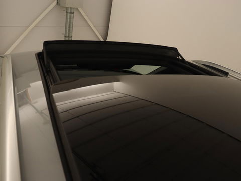 Volkswagen Tiguan Allspace 1.5 TSI R Line 7-persoons | Panoramadak | Trekhaak | Stoelverwarming | 19'' | Adaptive cruise | Virtual Cockpit | Massage | Camera | Keyless | Park Assist | Carplay | Navigatie