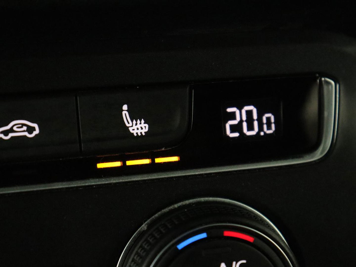 Volkswagen Tiguan Allspace 1.5 TSI R Line 7-persoons | Panoramadak | Trekhaak | Stoelverwarming | 19'' | Adaptive cruise | Virtual Cockpit | Massage | Camera | Keyless | Park Assist | Carplay | Navigatie