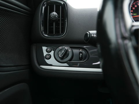 MINI Countryman 2.0 Cooper S E ALL4 Chili Plug-In (INCL-BTW) Aut. *PANO | LEATHER-FABRIC | FULL-LED | SPORT-SEATS | KEYLESS | NAVI-FULLMAP | ECC | AMBIENT-LIGHT | PDC | CRUISE | 18''ALU*