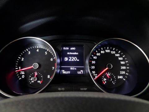 Volkswagen Polo 1.2 TSI Highline "Origineel NL!" Navigatie Bluetooth Parkeersensoren Cruise-control 17"Velgen Climatronic Garantie