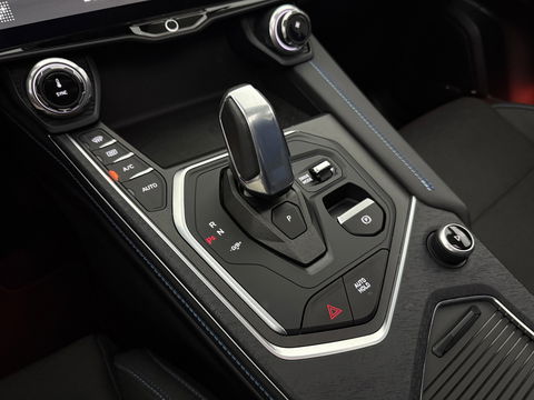 Lynk Co 01 1.5 | Pano | Virtual | 360° | Sfeerver. | Memory | LED | Carplay