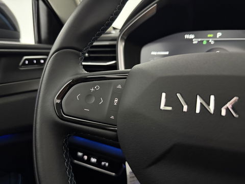 Lynk Co 01 1.5 | Pano | Virtual | 360° | Sfeerver. | Memory | LED | Carplay