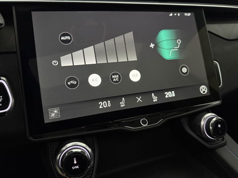 Lynk Co 01 1.5 | Pano | Virtual | 360° | Sfeerver. | Memory | LED | Carplay