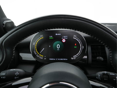 MINI Mini Electric Yours 33 kWh [ 3-Fase ] {SOH-100%} (INCL-BTW) Aut. *PANO | LUXURY-LEATHER | HARMAN/KARDON-AUDIO | MATRIX-LED | KEYLESS | CAMERA | NAVI-FULLMAP | DIGI-COCKPIT | DAB | HEAD-UP | HEATED-SPORTSEATS | AMBIENT-LIGHT | CCS-FASTLOADER