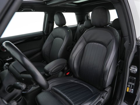 MINI Mini Electric Yours 33 kWh [ 3-Fase ] {SOH-100%} (INCL-BTW) Aut. *PANO | LUXURY-LEATHER | HARMAN/KARDON-AUDIO | MATRIX-LED | KEYLESS | CAMERA | NAVI-FULLMAP | DIGI-COCKPIT | DAB | HEAD-UP | HEATED-SPORTSEATS | AMBIENT-LIGHT | CCS-FASTLOADER