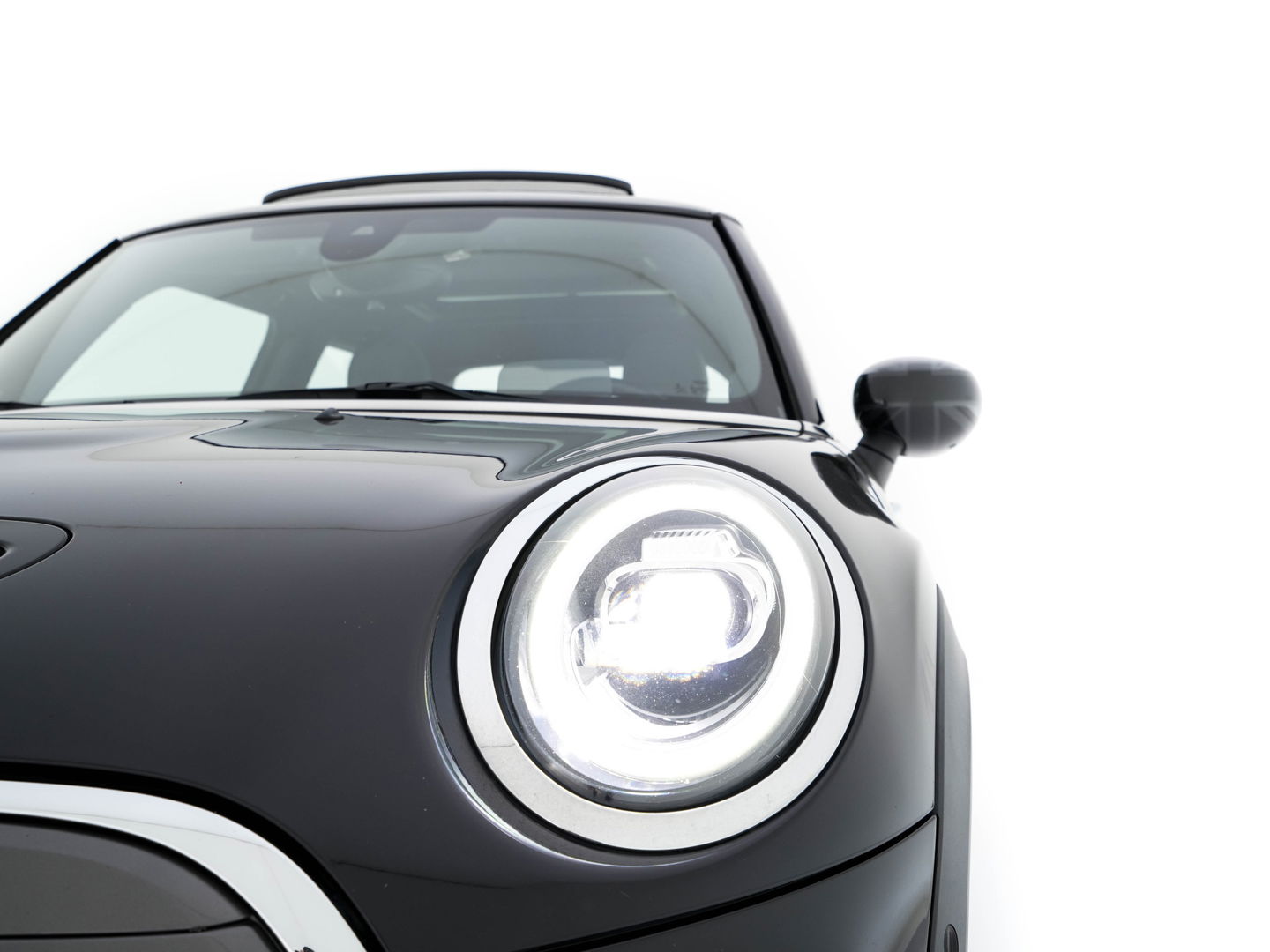 MINI Mini Electric Yours 33 kWh [ 3-Fase ] {SOH-100%} (INCL-BTW) Aut. *PANO | LUXURY-LEATHER | HARMAN/KARDON-AUDIO | MATRIX-LED | KEYLESS | CAMERA | NAVI-FULLMAP | DIGI-COCKPIT | DAB | HEAD-UP | HEATED-SPORTSEATS | AMBIENT-LIGHT | CCS-FASTLOADER