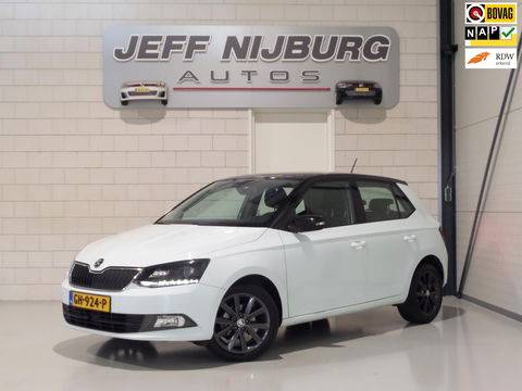 Škoda Fabia 1.2 TSI Style Trekhaak Bluetooth Parkeersensoren Airco Cruise-control DAB+, van 2e eigenaar in zeer nette staat !