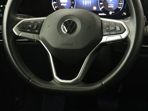 Volkswagen Golf 1.5 eTSI Style | Carplay | Navigatie | Adaptive cruise | Massage | Sfeerverlichting | Parkeerhulp | Memory | Virtual Cockpit