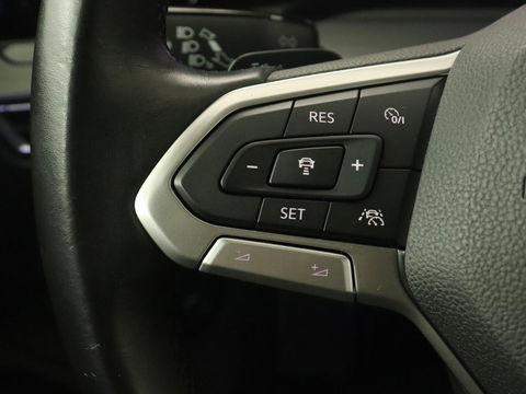 Volkswagen Golf 1.5 eTSI Style | Carplay | Navigatie | Adaptive cruise | Massage | Sfeerverlichting | Parkeerhulp | Memory | Virtual Cockpit