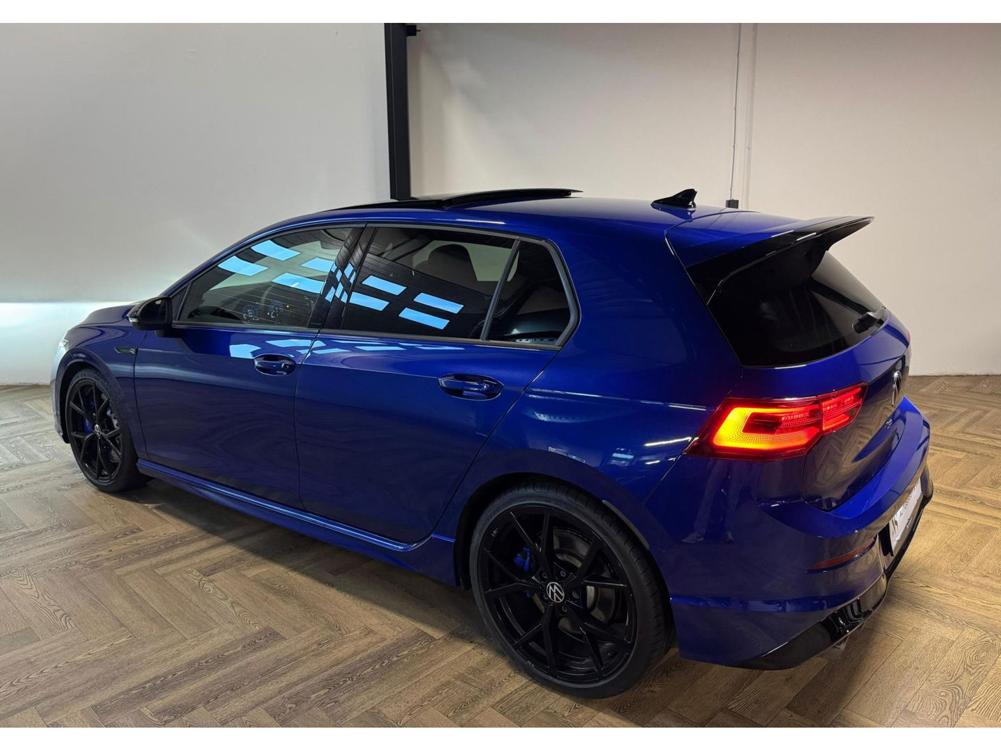 Volkswagen Golf 2.0 TSI R 4Motion PANO KEYLESS HUD
