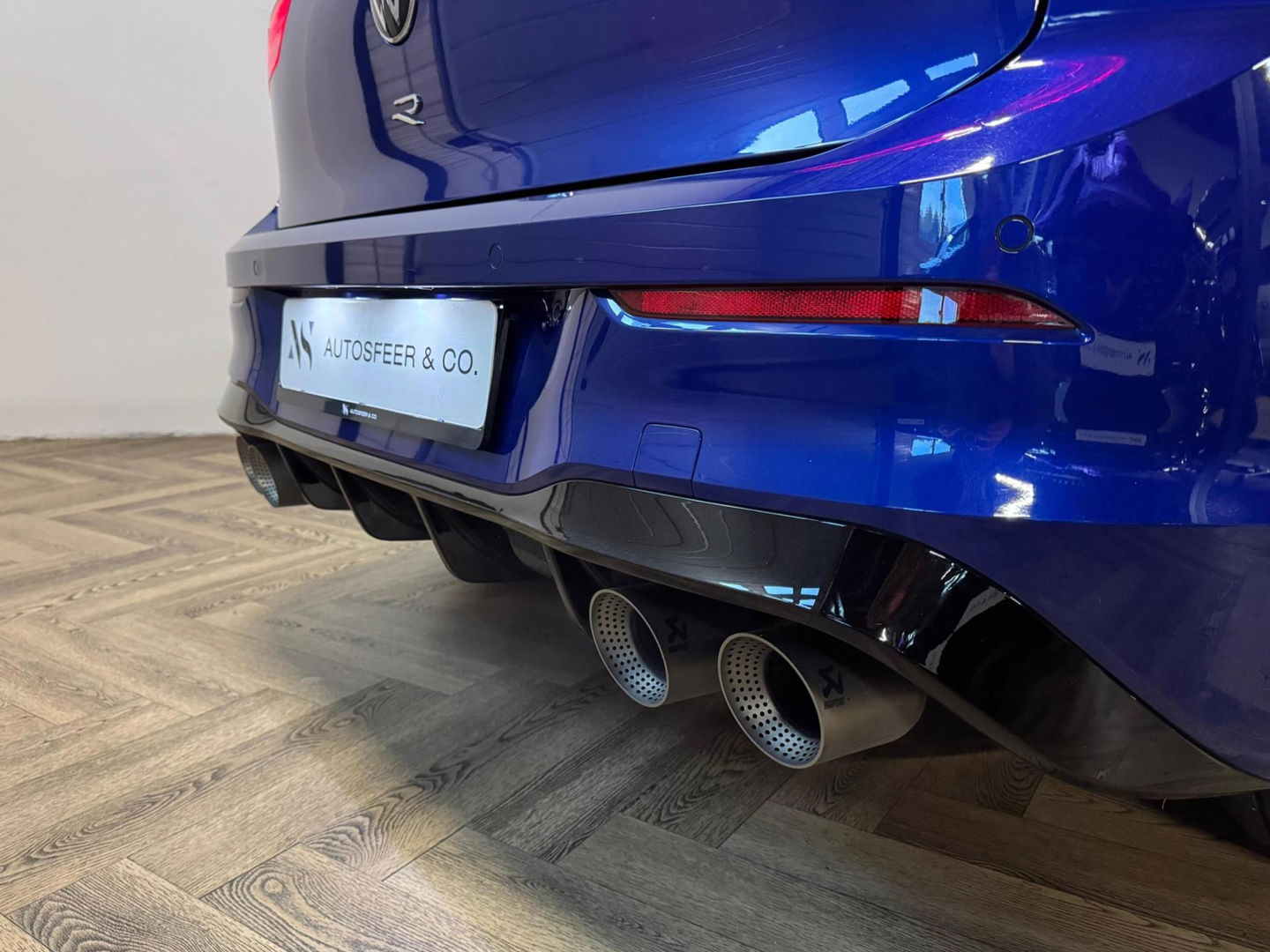 Volkswagen Golf 2.0 TSI R 4Motion PANO KEYLESS HUD
