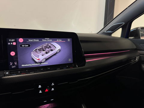 Volkswagen Golf 2.0 TSI R 4Motion PANO KEYLESS HUD
