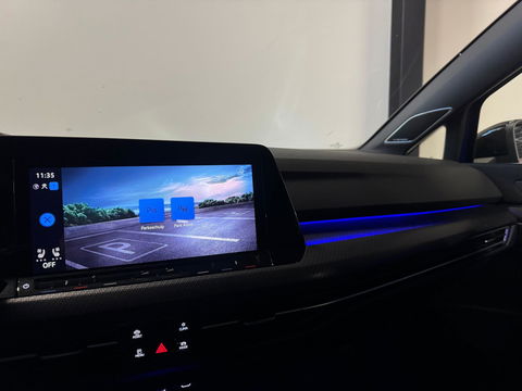 Volkswagen Golf 2.0 TSI R 4Motion PANO KEYLESS HUD