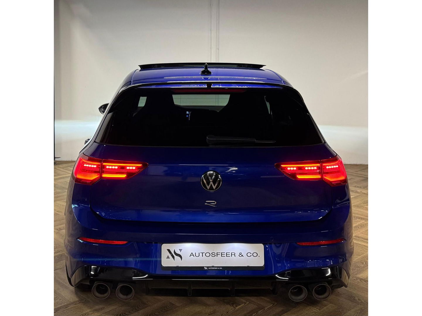 Volkswagen Golf 2.0 TSI R 4Motion PANO KEYLESS HUD