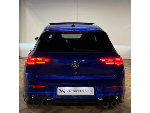 Volkswagen Golf 2.0 TSI R 4Motion PANO KEYLESS HUD