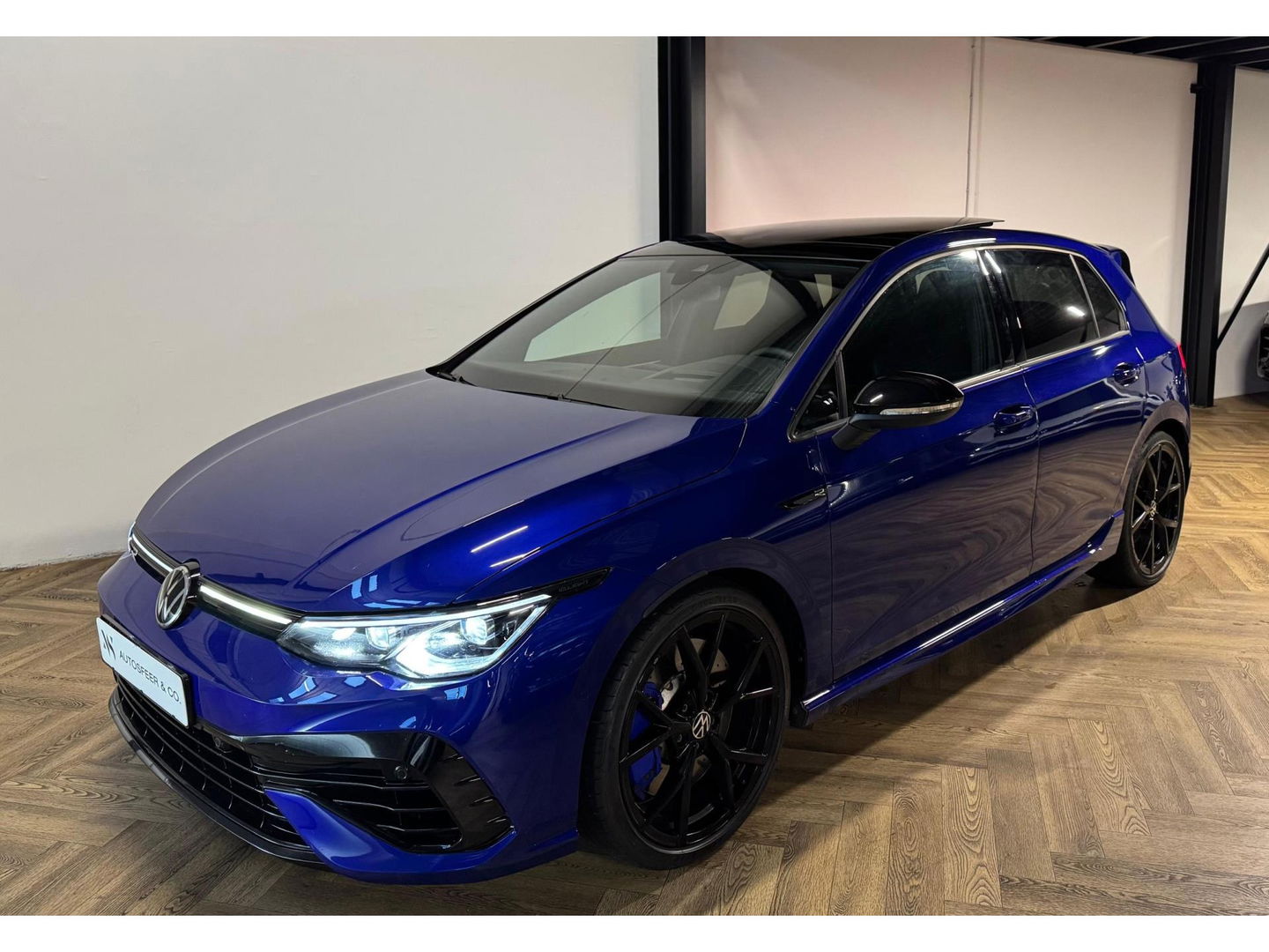 Volkswagen Golf 2.0 TSI R 4Motion PANO KEYLESS HUD