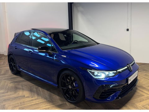 Volkswagen Golf 2.0 TSI R 4Motion PANO KEYLESS HUD