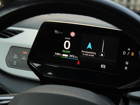Volkswagen ID.3 1ST PLUS 58kWh/ KEYLESS/ CAMERA/ MATRIX LED