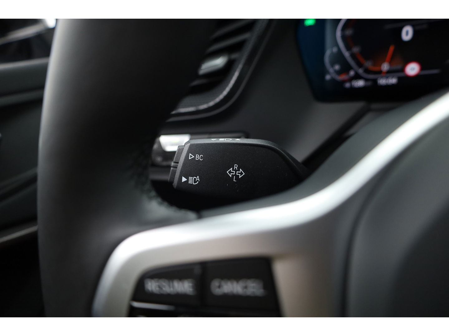 BMW 1-serie 118i M-sport | Apple CarPlay | Camera | Navi | Stoelverw. | Adapt. Cruise | 18" | Elek. Achterklep