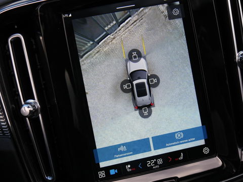 Volvo XC40 RECHARGE P8 AWD R-DESIGN/ PANORAMADAK/ LEER/ 360°CAMERA/ BLIS/