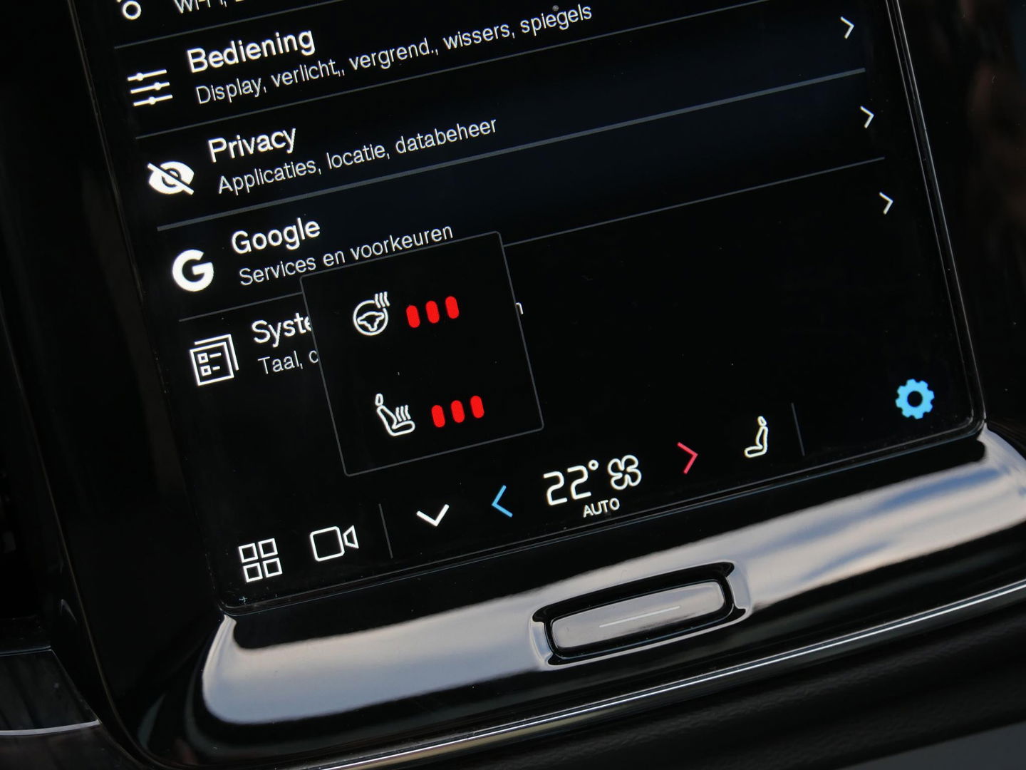 Volvo XC40 RECHARGE P8 AWD R-DESIGN/ PANORAMADAK/ LEER/ 360°CAMERA/ BLIS/