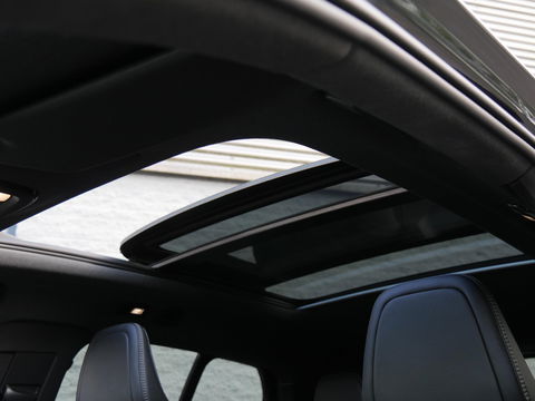 Volvo XC40 RECHARGE P8 AWD R-DESIGN/ PANORAMADAK/ LEER/ 360°CAMERA/ BLIS/