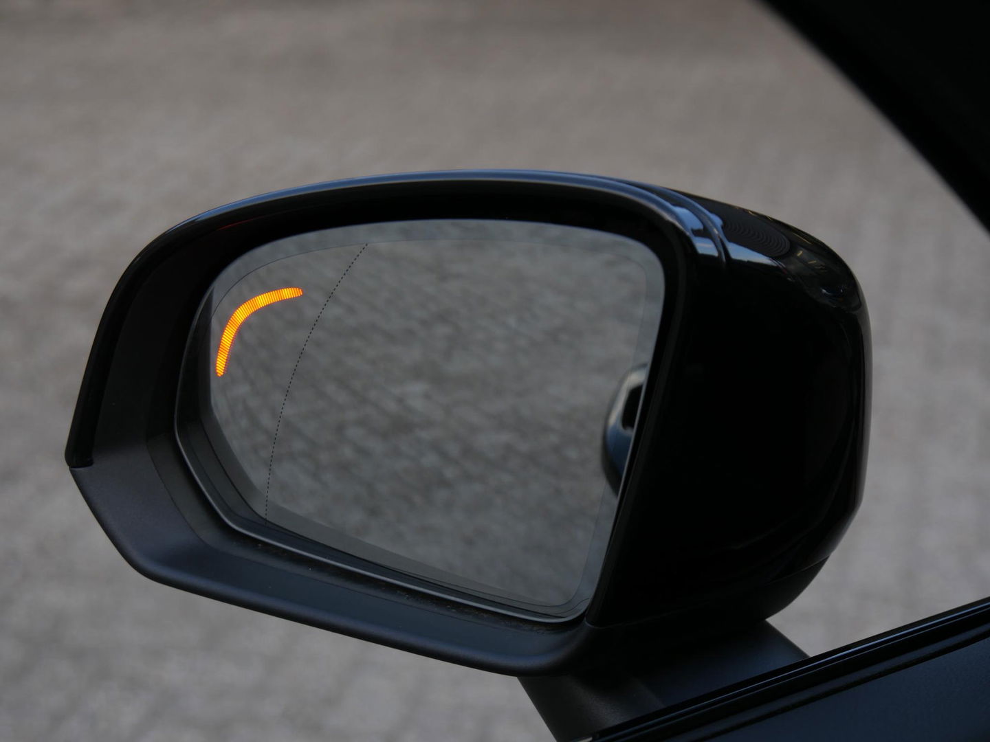 Volvo XC40 RECHARGE P8 AWD R-DESIGN/ PANORAMADAK/ LEER/ 360°CAMERA/ BLIS/