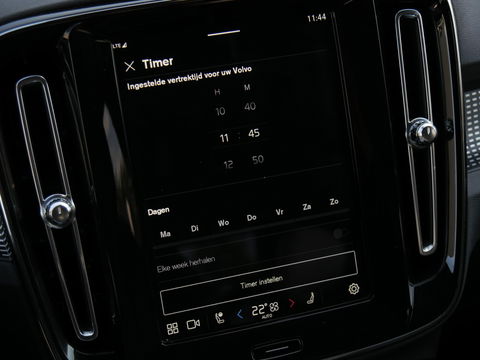 Volvo XC40 RECHARGE P8 AWD R-DESIGN/ PANORAMADAK/ LEER/ 360°CAMERA/ BLIS/