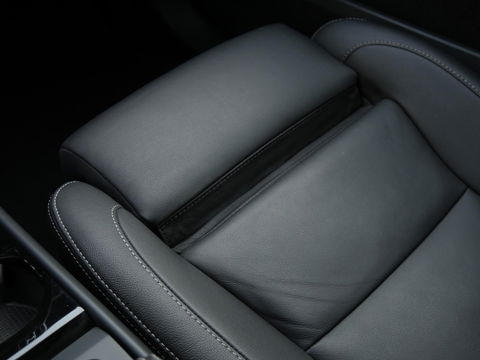 Volvo XC40 RECHARGE P8 AWD R-DESIGN/ PANORAMADAK/ LEER/ 360°CAMERA/ BLIS/