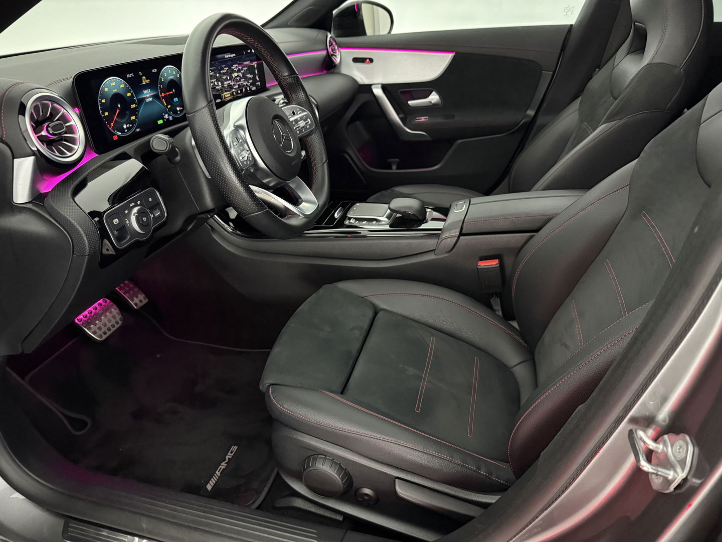 Mercedes-Benz CLA-Klasse 250 e AMG 235PK Limited | Pano | Sfeerverl. | Virtual | Camera | Multibeam | Navigatie | NAP