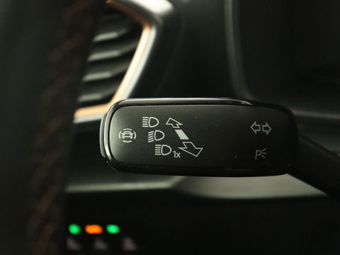 CUPRA Leon 1.4 eHybrid | 245pk | Stuurverwarming | Camera | Adaptive cruise | Navigatie | Sportstoelen | Keyless | Full LED | PHEV | Plug In