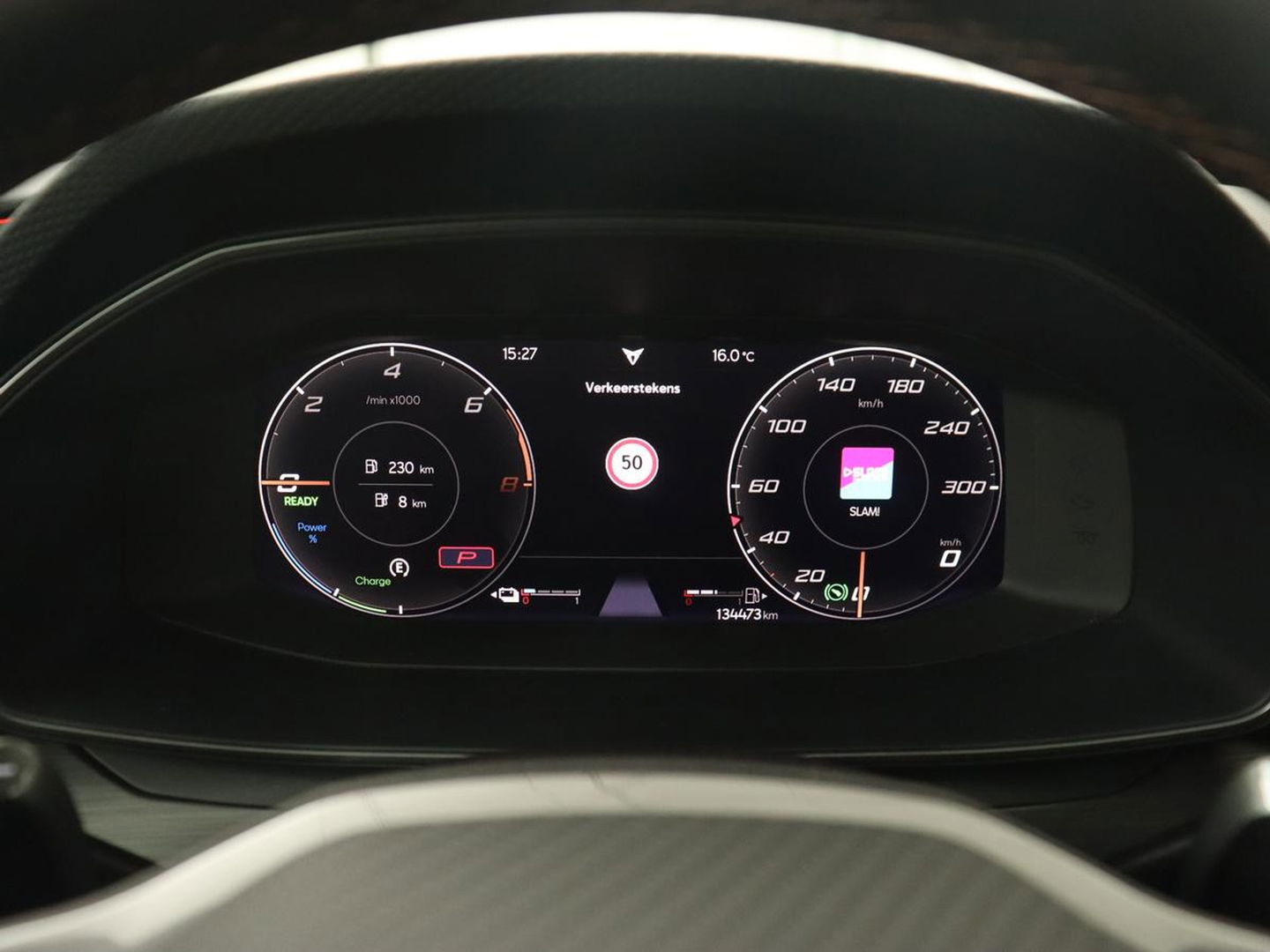 CUPRA Leon 1.4 eHybrid | 245pk | Stuurverwarming | Camera | Adaptive cruise | Navigatie | Sportstoelen | Keyless | Full LED | PHEV | Plug In