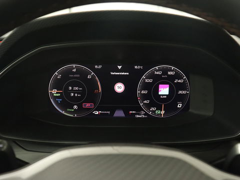 CUPRA Leon 1.4 eHybrid | 245pk | Stuurverwarming | Camera | Adaptive cruise | Navigatie | Sportstoelen | Keyless | Full LED | PHEV | Plug In