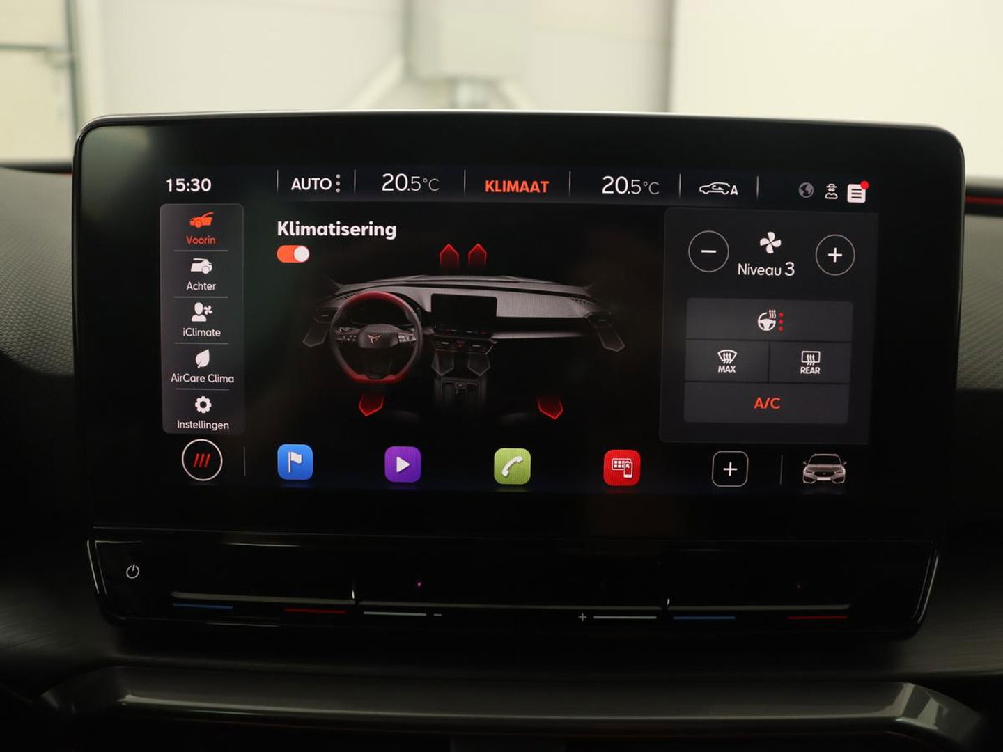 CUPRA Leon 1.4 eHybrid | 245pk | Stuurverwarming | Camera | Adaptive cruise | Navigatie | Sportstoelen | Keyless | Full LED | PHEV | Plug In