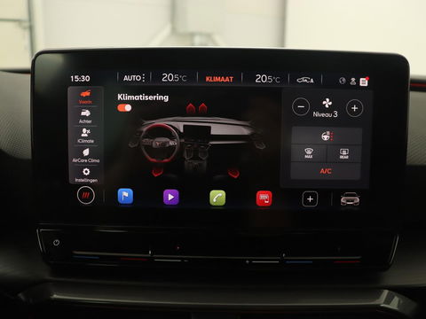 CUPRA Leon 1.4 eHybrid | 245pk | Stuurverwarming | Camera | Adaptive cruise | Navigatie | Sportstoelen | Keyless | Full LED | PHEV | Plug In