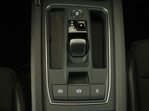 CUPRA Leon 1.4 eHybrid | 245pk | Stuurverwarming | Camera | Adaptive cruise | Navigatie | Sportstoelen | Keyless | Full LED | PHEV | Plug In
