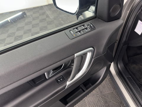 Land Rover Discovery Sport 2.0 TD4 HSE Aut. *PANO | LUXURY-LEATHER | XENON | MERIDIAN-SOUND | NAVI-FULLMAP | HEATED-COMFORTSEATS | ECC | PDC | CRUISE | TOWBAR | 18''ALU*