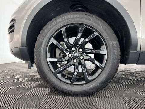 Land Rover Discovery Sport 2.0 TD4 HSE Aut. *PANO | LUXURY-LEATHER | XENON | MERIDIAN-SOUND | NAVI-FULLMAP | HEATED-COMFORTSEATS | ECC | PDC | CRUISE | TOWBAR | 18''ALU*